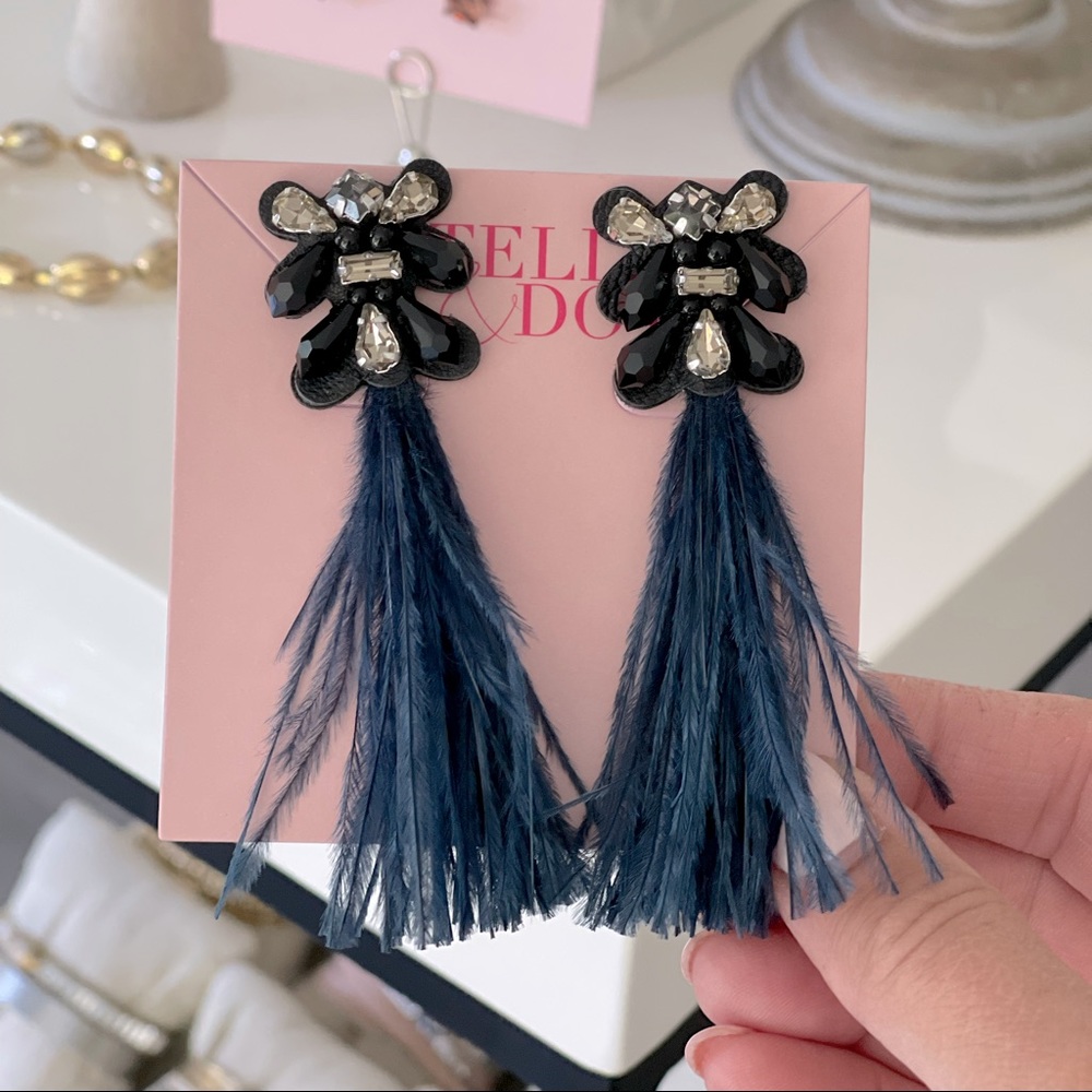 COPY - Beautiful Feather/Crystal chandeliers